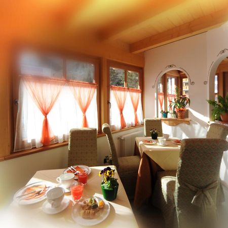 Residence Garni Il Giglio Commezzadura Dış mekan fotoğraf