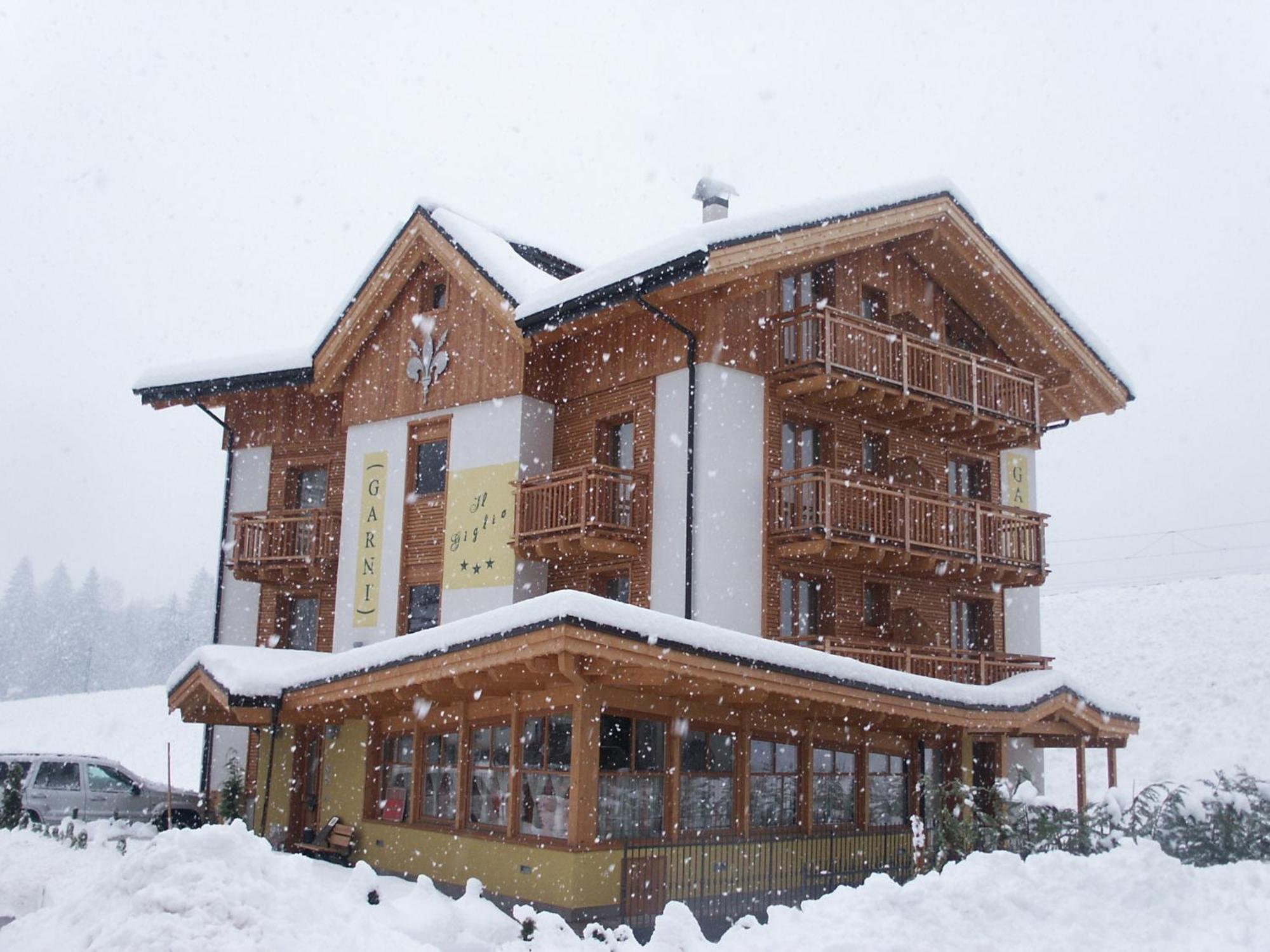 Residence Garni Il Giglio Commezzadura Dış mekan fotoğraf