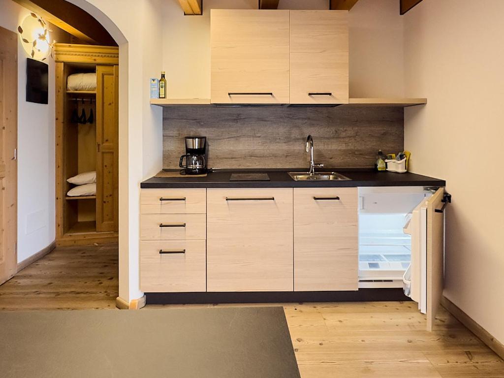 Residence Garni Il Giglio Commezzadura Dış mekan fotoğraf